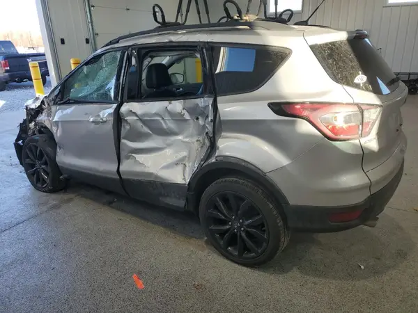 1FMCU9GDXHUC74949 2017 FORD ESCAPE - Image 2