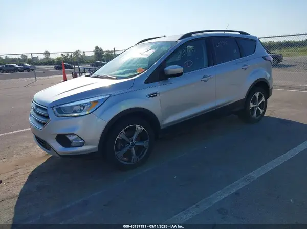 1FMCU9GDXHUC75938 2017 FORD ESCAPE - Image 2