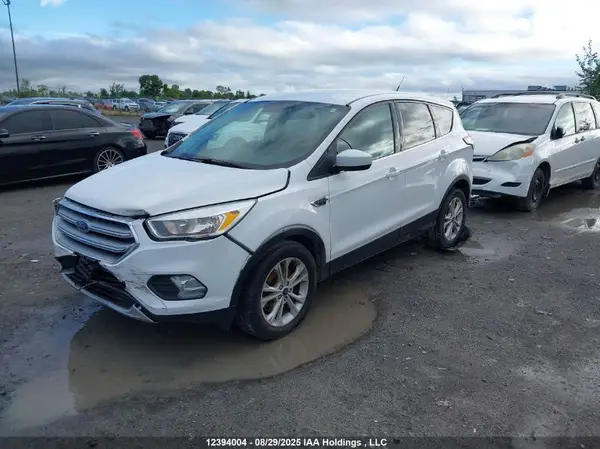 1FMCU9GDXHUD13426 2017 FORD ESCAPE - Image 2