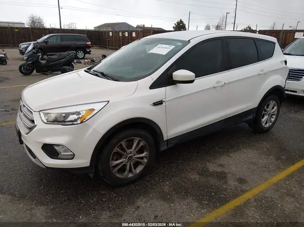 1FMCU9GDXHUD16777 2017 FORD ESCAPE - Image 2