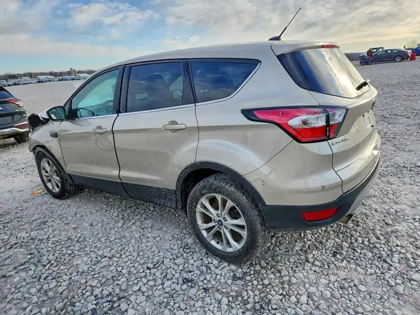 1FMCU9GDXHUD26953 2017 FORD ESCAPE - Image 2