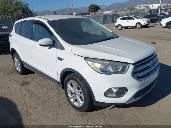 1FMCU9GDXHUD45471 2017 FORD ESCAPE - Image 1