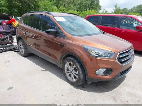 1FMCU9GDXHUD66417 2017 FORD ESCAPE - Image 1