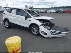 1FMCU9GDXHUD73917 2017 FORD ESCAPE
