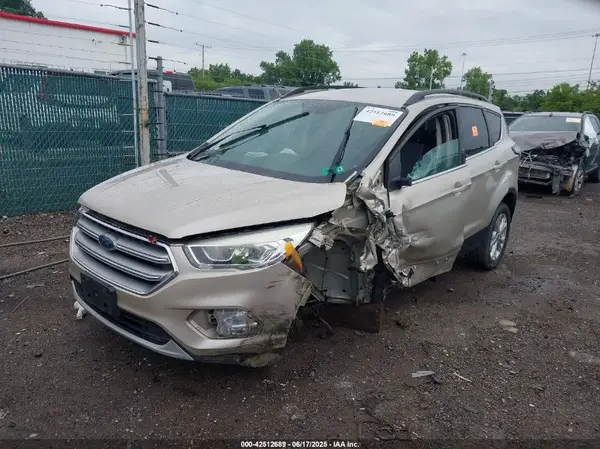 1FMCU9GDXHUD78146 2017 FORD ESCAPE - Image 2