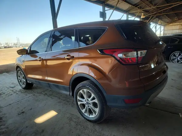 1FMCU9GDXHUD91933 2017 FORD ESCAPE - Image 2
