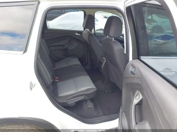 1FMCU9GDXHUD92502 2017 FORD ESCAPE - Image 8