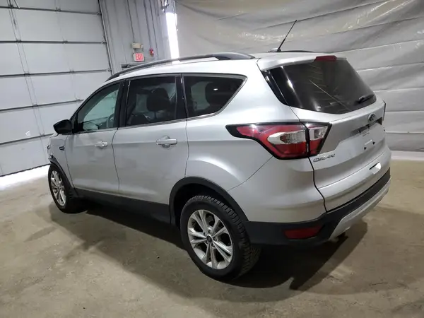 1FMCU9GDXHUD99689 2017 FORD ESCAPE - Image 2