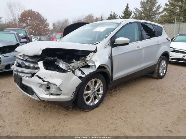 1FMCU9GDXHUE03398 2017 FORD ESCAPE - Image 2