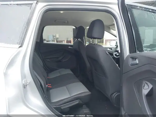 1FMCU9GDXHUE03398 2017 FORD ESCAPE - Image 8