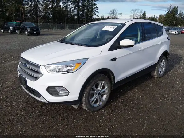 1FMCU9GDXHUE18466 2017 FORD ESCAPE - Image 2