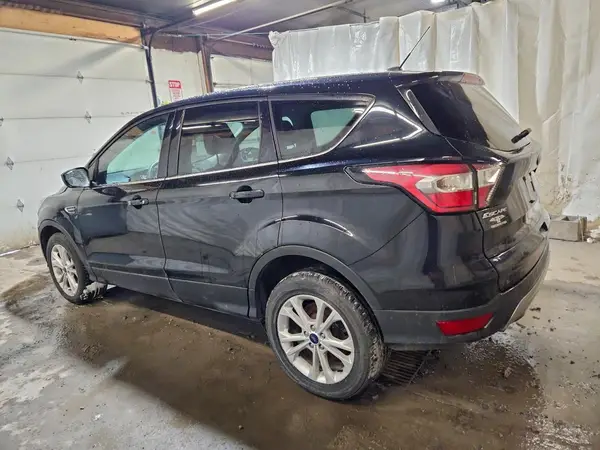 1FMCU9GDXHUE89330 2017 FORD ESCAPE - Image 2