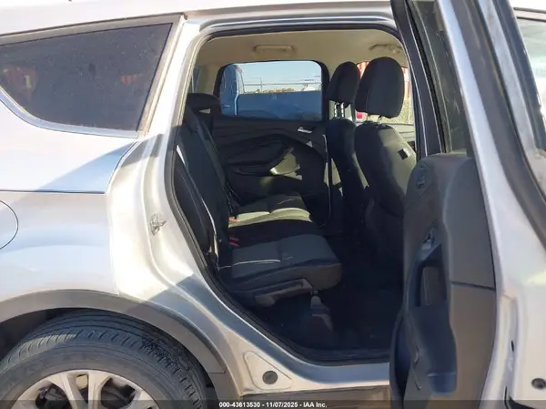1FMCU9GDXHUE95435 2017 FORD ESCAPE - Image 8