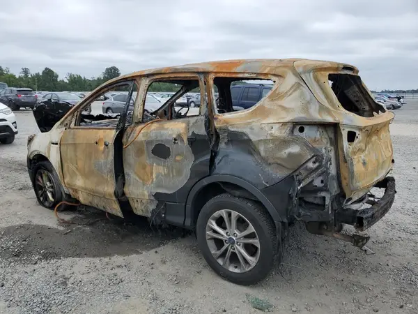 1FMCU9GDXHUF01265 2017 FORD ESCAPE - Image 2