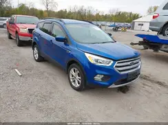 1FMCU9GDXHUF05767 2017 FORD ESCAPE