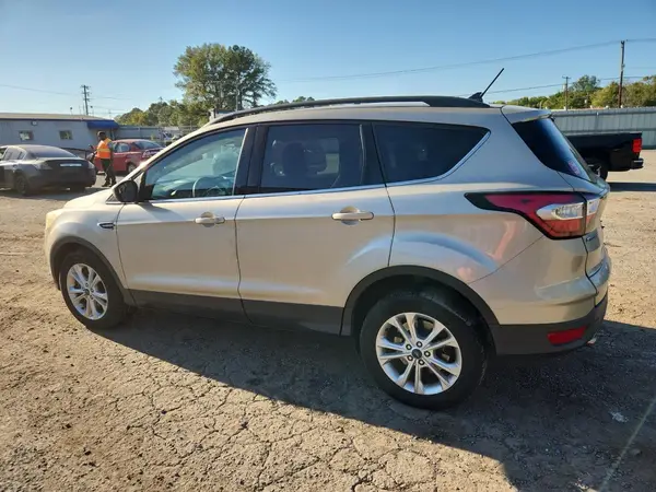 1FMCU9GDXJUA03220 2018 FORD ESCAPE - Image 2