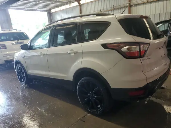 1FMCU9GDXJUA17828 2018 FORD ESCAPE - Image 2