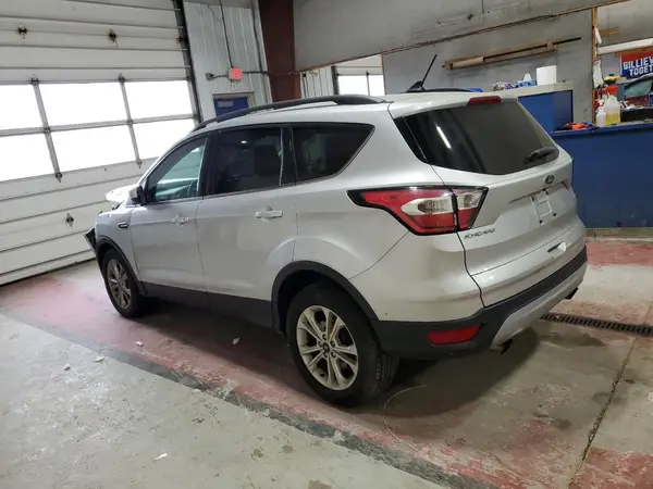 1FMCU9GDXJUA28926 2018 FORD ESCAPE - Image 2
