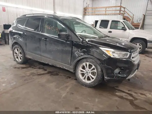 1FMCU9GDXJUA32586 2018 FORD ESCAPE - Image 1