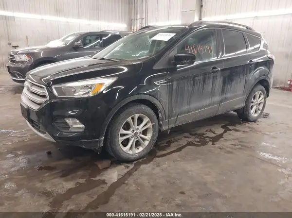 1FMCU9GDXJUA32586 2018 FORD ESCAPE - Image 2