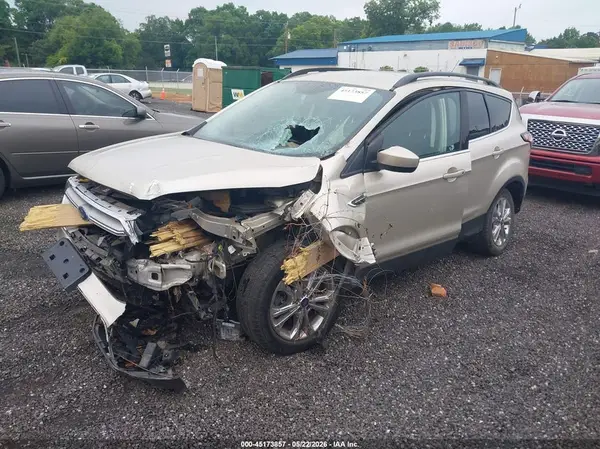 1FMCU9GDXJUA38646 2018 FORD ESCAPE - Image 2