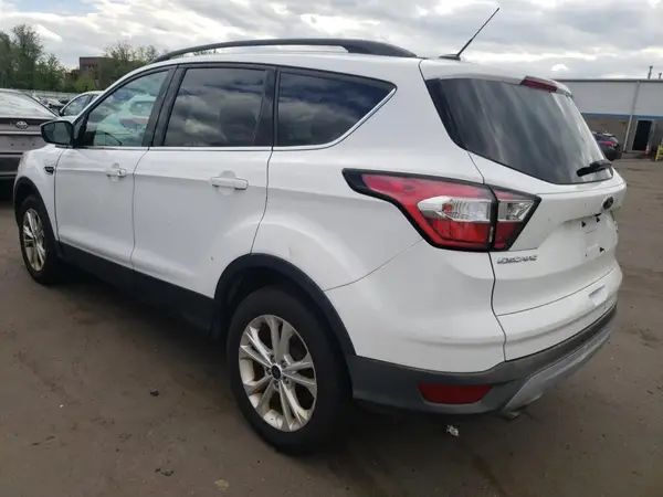 1FMCU9GDXJUA71940 2018 FORD ESCAPE - Image 2