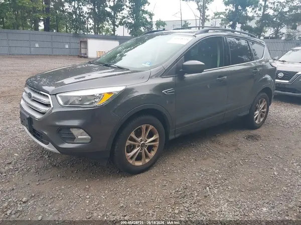 1FMCU9GDXJUA77060 2018 FORD ESCAPE - Image 2