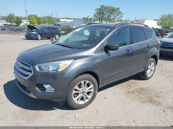 1FMCU9GDXJUA77964 2018 FORD ESCAPE - Image 2