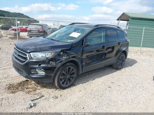 1FMCU9GDXJUB07741 2018 FORD ESCAPE - Image 2