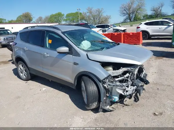 1FMCU9GDXJUB15306 2018 FORD ESCAPE - Image 1