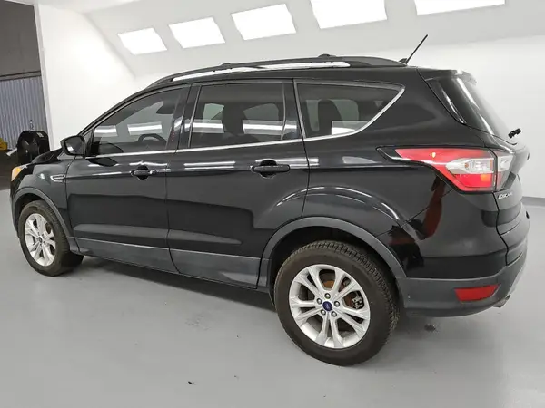 1FMCU9GDXJUB17122 2018 FORD ESCAPE - Image 2