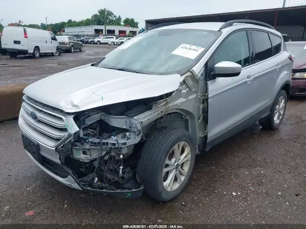 1FMCU9GDXJUB39735 2018 FORD ESCAPE - Image 2