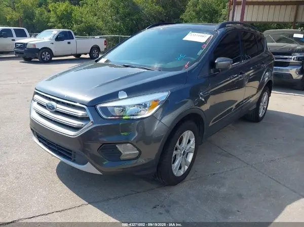 1FMCU9GDXJUB45485 2018 FORD ESCAPE - Image 2