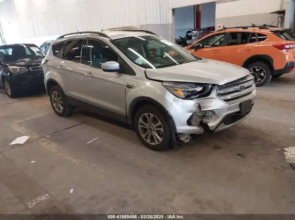 1FMCU9GDXJUB61220 2018 FORD ESCAPE - Image 1