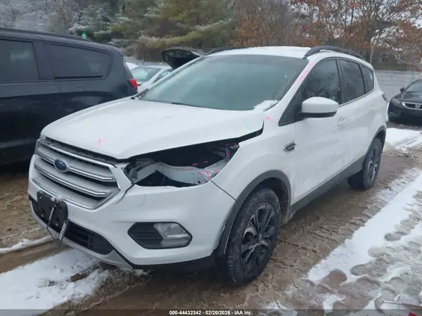 1FMCU9GDXJUB61475 2018 FORD ESCAPE - Image 2