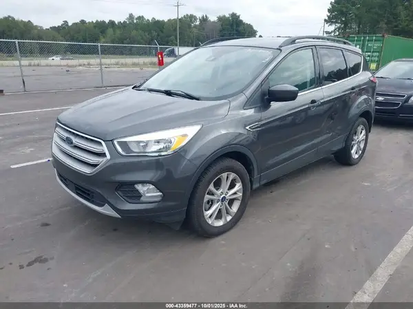 1FMCU9GDXJUB62304 2018 FORD ESCAPE - Image 2