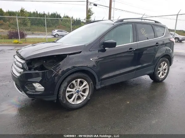 1FMCU9GDXJUB64165 2018 FORD ESCAPE - Image 2
