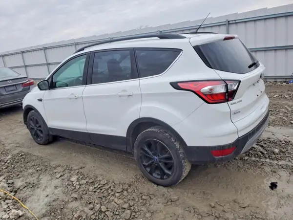 1FMCU9GDXJUB76185 2018 FORD ESCAPE - Image 2