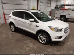 1FMCU9GDXJUB80608 2018 FORD ESCAPE