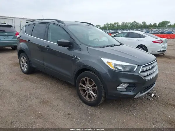 1FMCU9GDXJUB88899 2018 FORD ESCAPE - Image 1