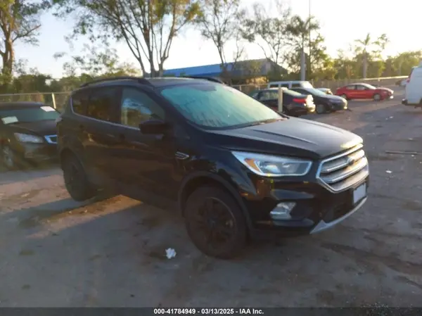 1FMCU9GDXJUC61592 2018 FORD ESCAPE - Image 1