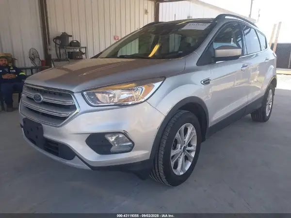 1FMCU9GDXJUC62452 2018 FORD ESCAPE - Image 2