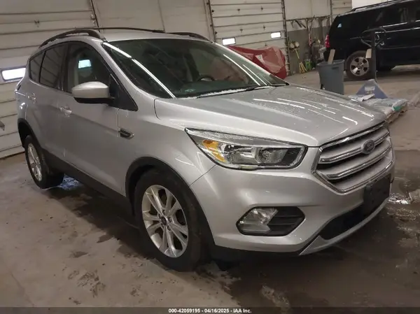 1FMCU9GDXJUD12640 2018 FORD ESCAPE - Image 1
