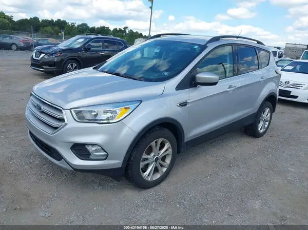1FMCU9GDXJUD13657 2018 FORD ESCAPE - Image 2