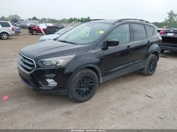 1FMCU9GDXJUD17904 2018 FORD ESCAPE - Image 2