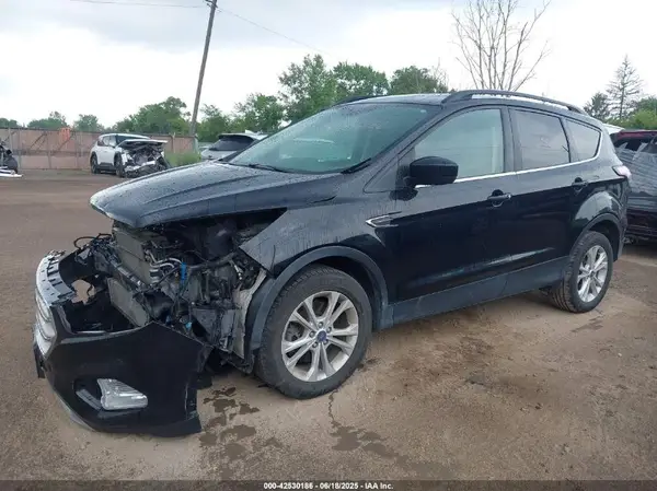 1FMCU9GDXJUD25453 2018 FORD ESCAPE - Image 2