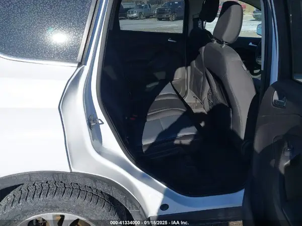 1FMCU9GDXJUD60882 2018 FORD ESCAPE - Image 8