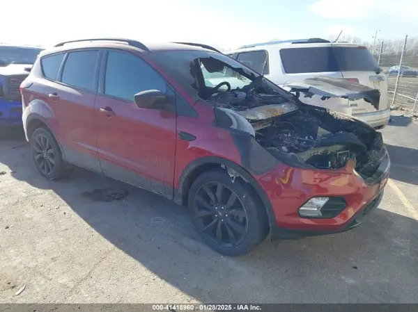 1FMCU9GDXKUA02974 2019 FORD ESCAPE - Image 1