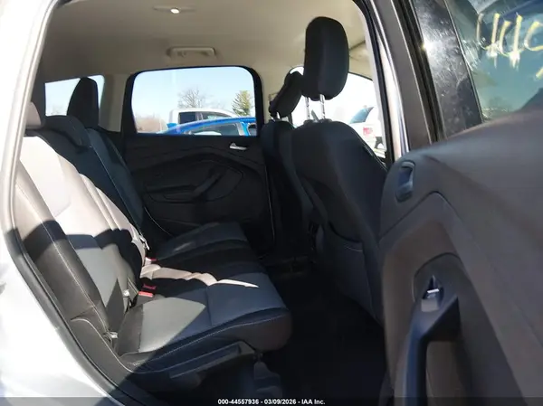1FMCU9GDXKUA14705 2019 FORD ESCAPE - Image 8