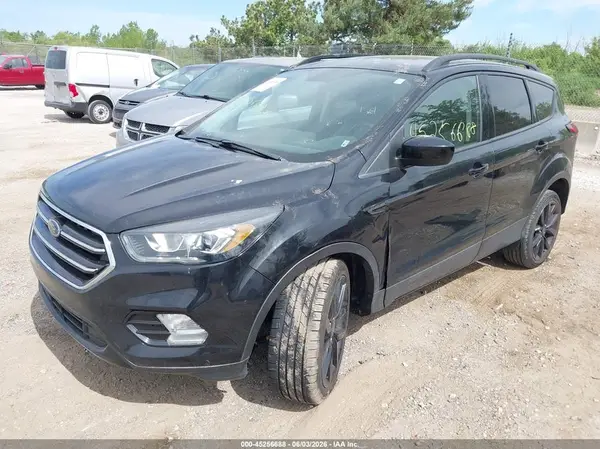 1FMCU9GDXKUA23422 2019 FORD ESCAPE - Image 2